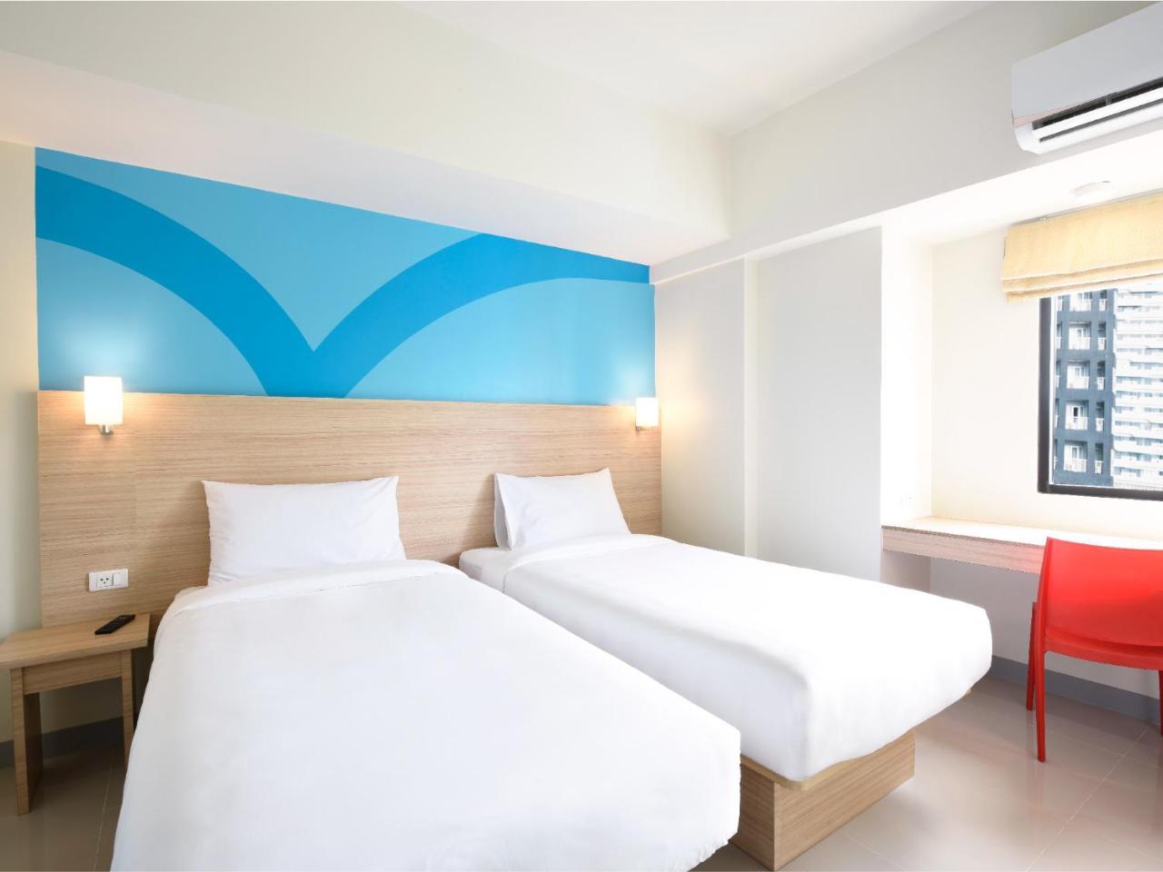 Hop Inn Hotel Tomas Morato Quezon City Esterno foto